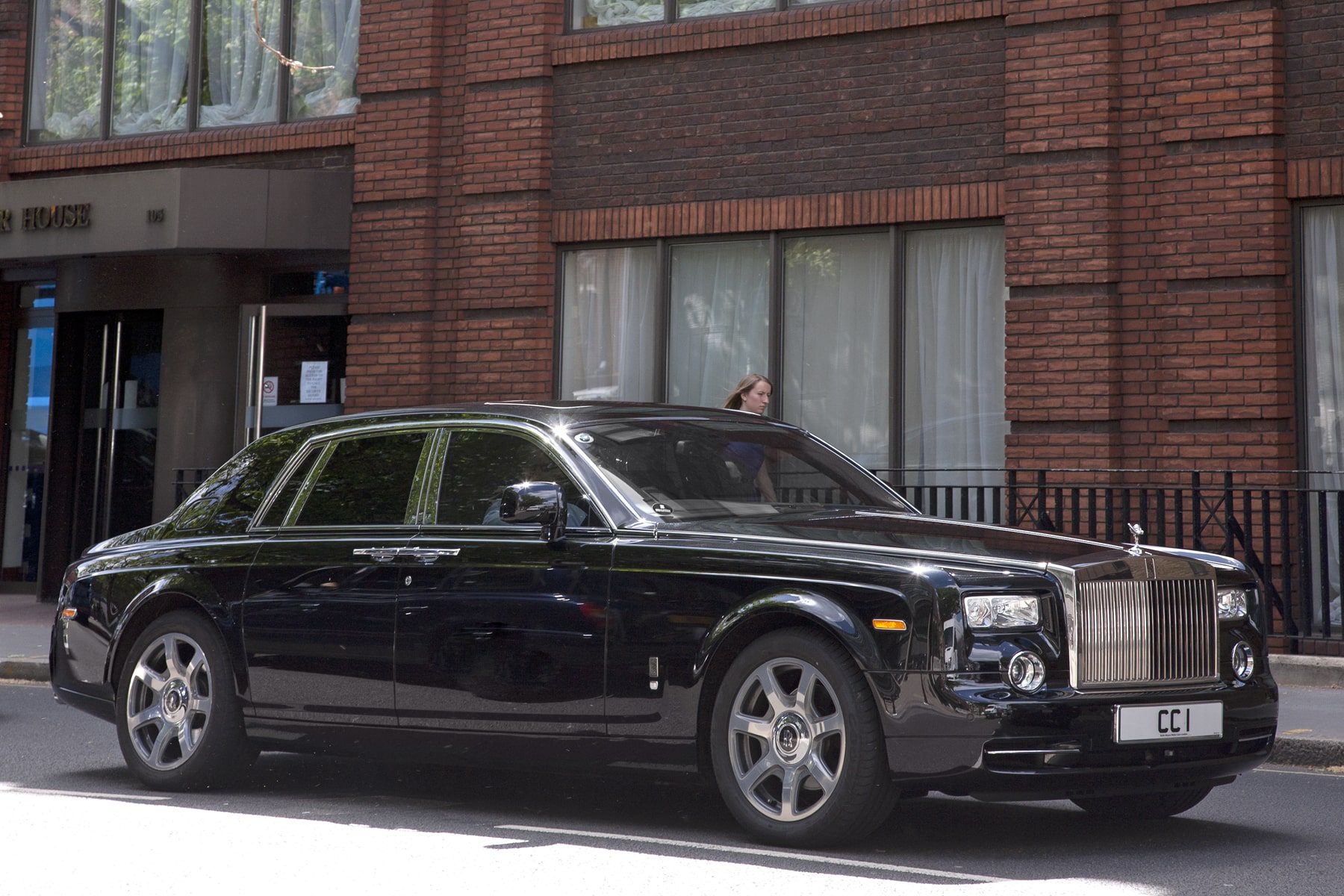 rolls royce from luxury prestige hire in manchester